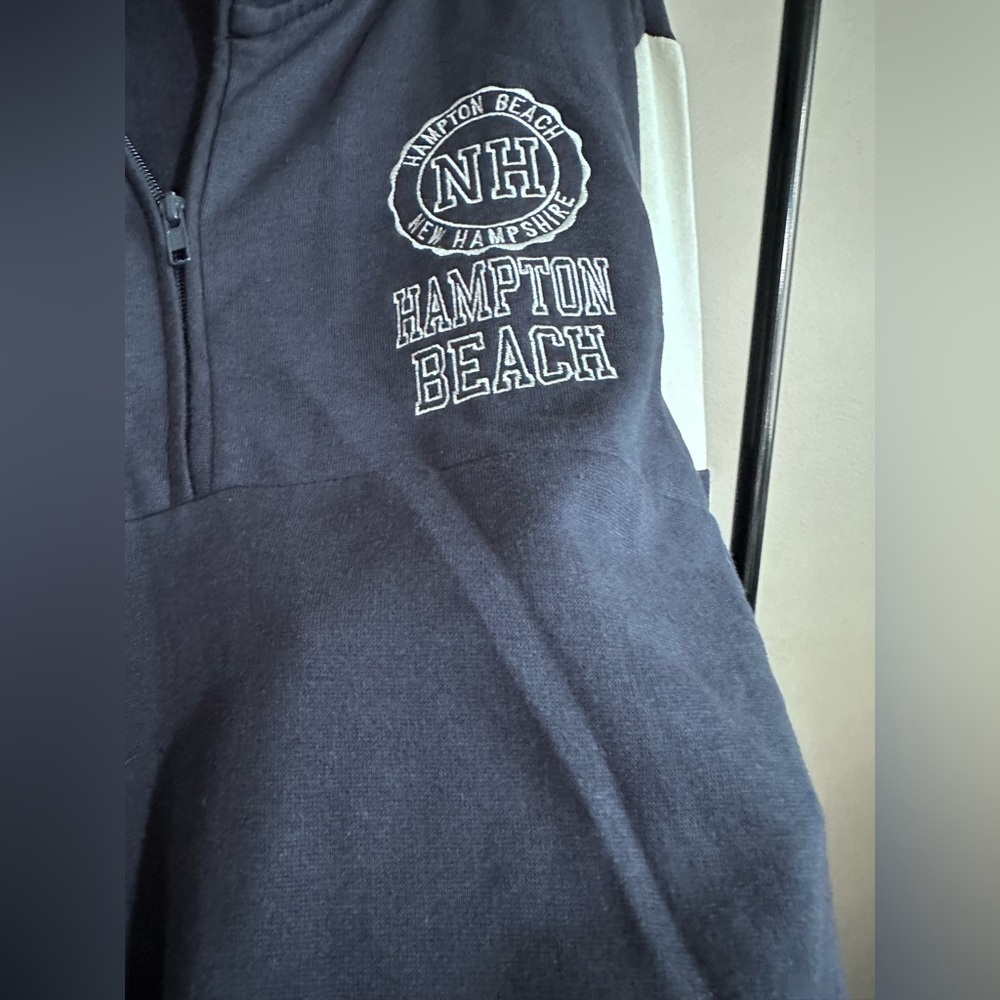 Exist Beach Sweatshirt Size Medium Navy Hampton Beach Quarter Zip Sweatshirt - Picture 16 of 16